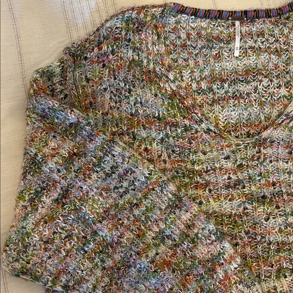 FREE PEOPLE Slouchy Crop Sweater - Picture 2 of 12